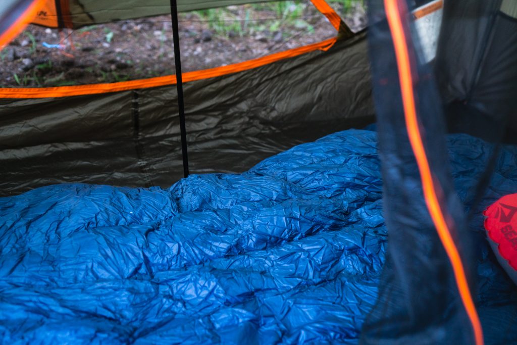 Pole in the center of the Nemo x First Lite Recurve 2p Tent