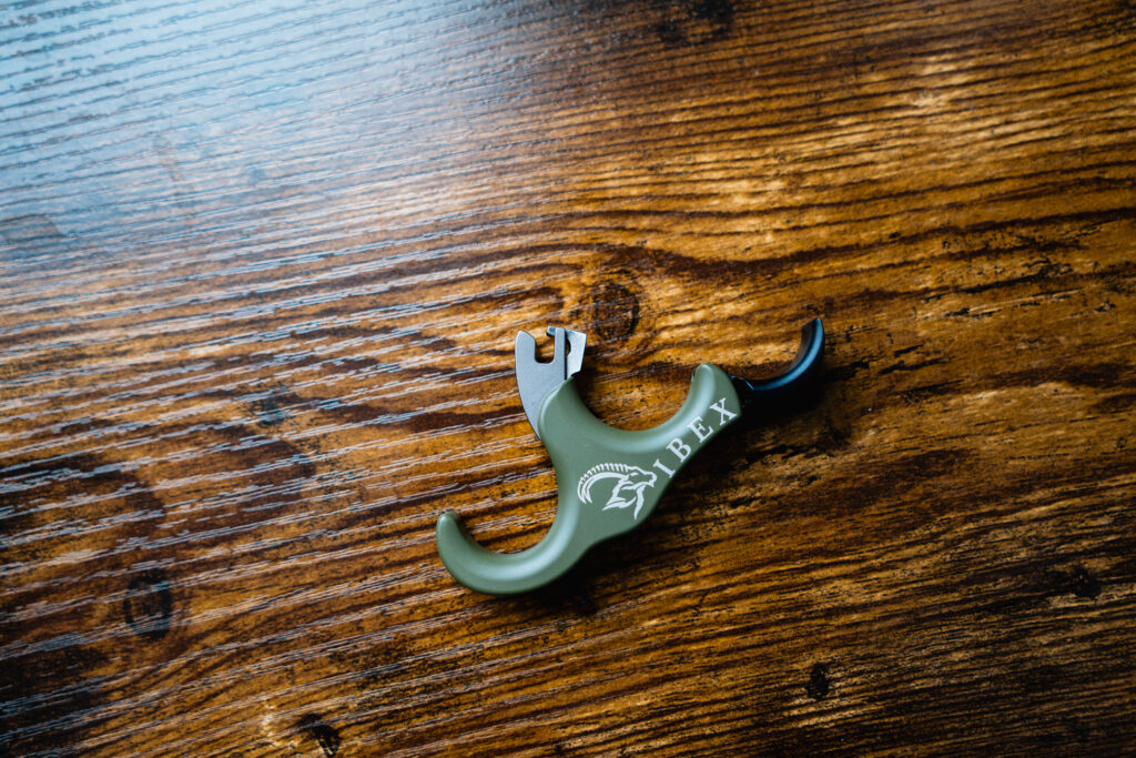 Evolution Outdoors Ibex Hinge Release for Bowhunting